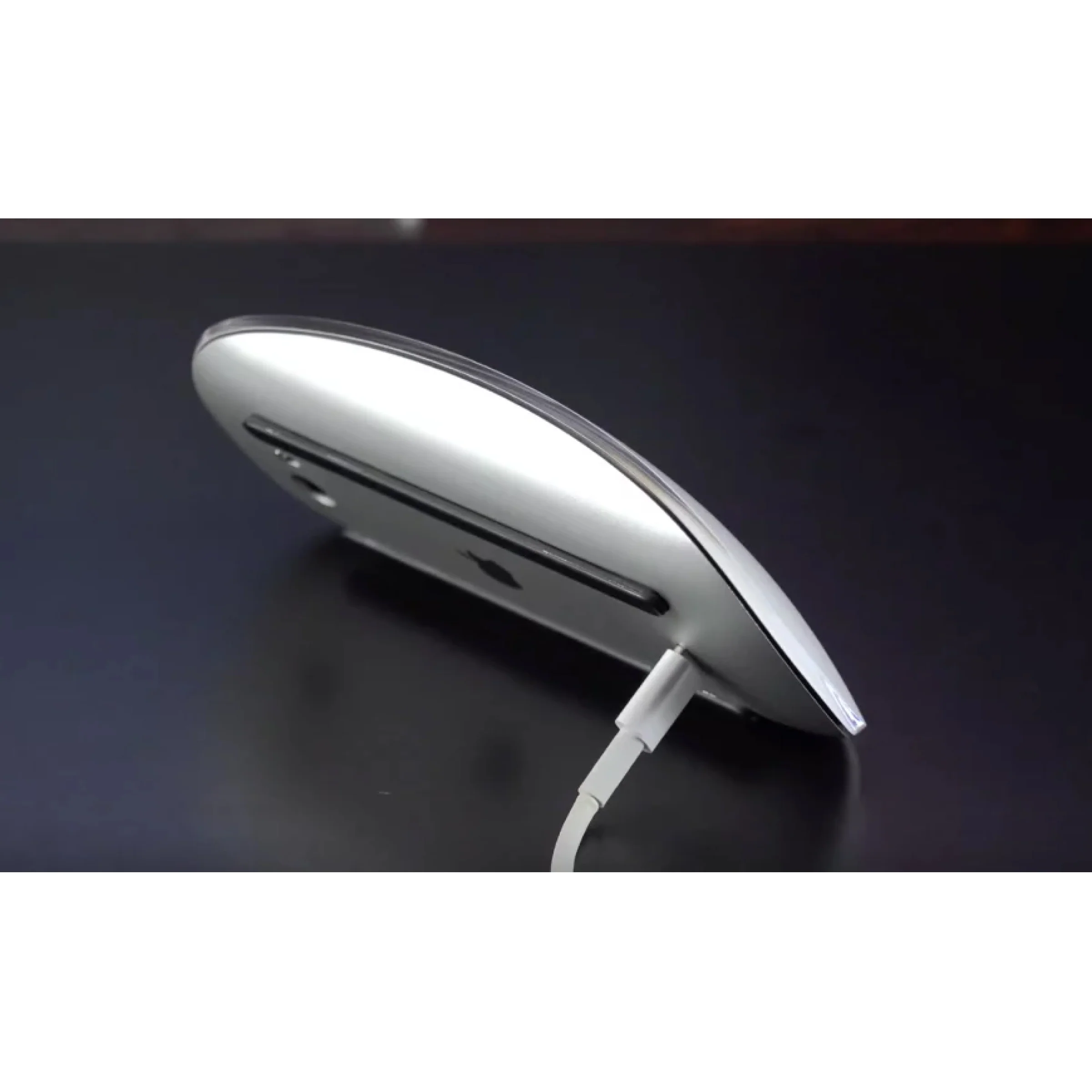 Magic Mouse 2 - White Multi Touch Surface - Image 2